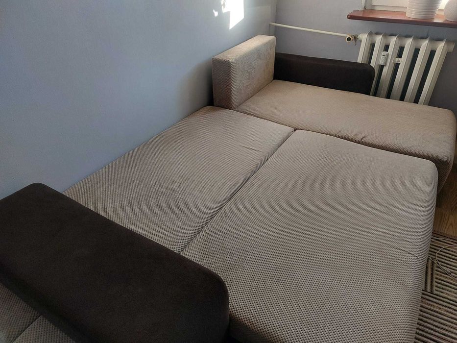 narożnik z funkcja spania
