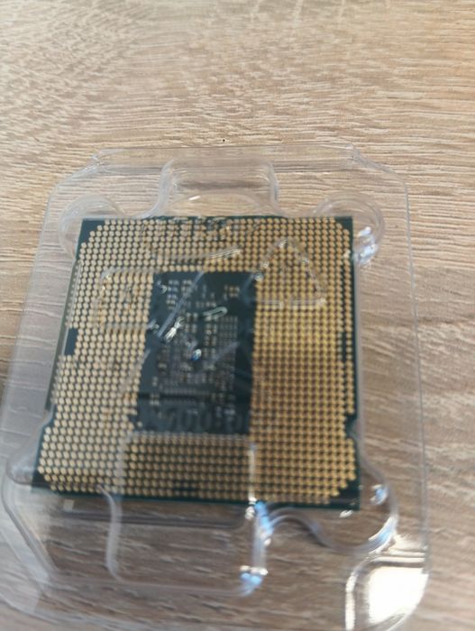 Procesor I3 10100F