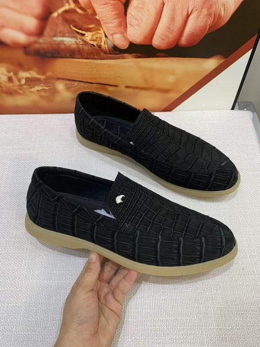 Лофери Stefano Ricci мужские из кожи крокодила