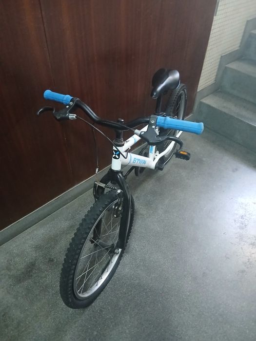 Bicicleta de criança roda 20" em bom estado