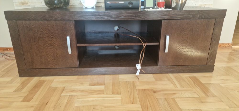 Szafka pod telewizor