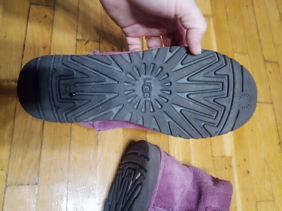 Чоботи осінні, уггі,  замшевіВІДДАМзаОЛІЮ