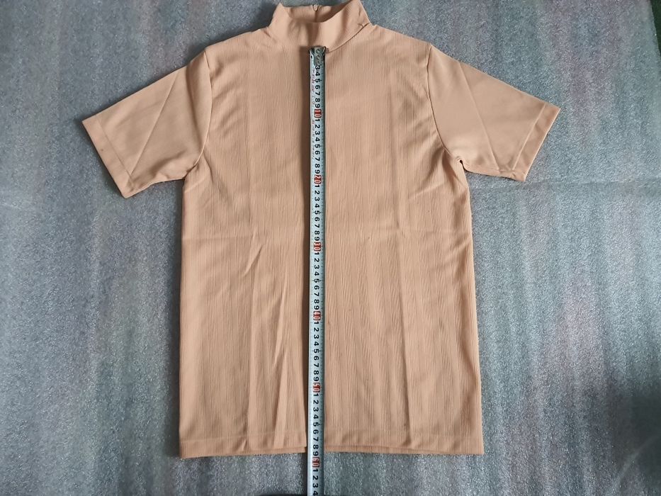 Блузка нова (44р.) виміри на фото!