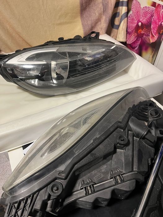 Faróis opticas volvo v40 com alguns arranhões