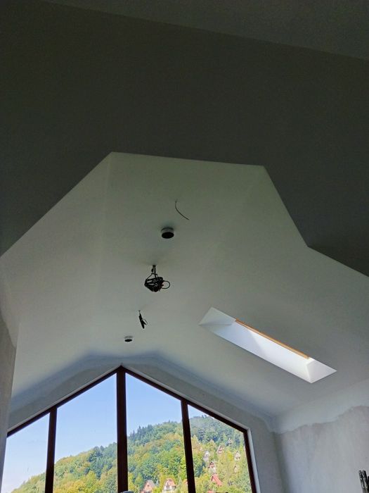 Malowanie Adaptacja poddasza ,Wykonanie konstrukcji pod piane pur