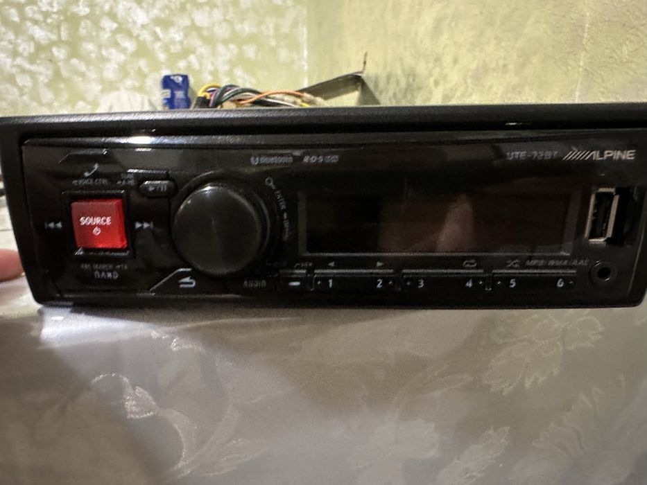 Магнитола ALPINE