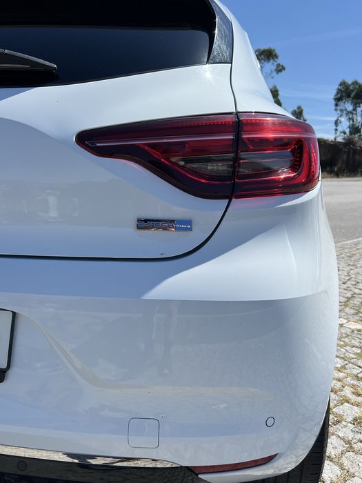 Renault clio E-Tech hybrid 1.6