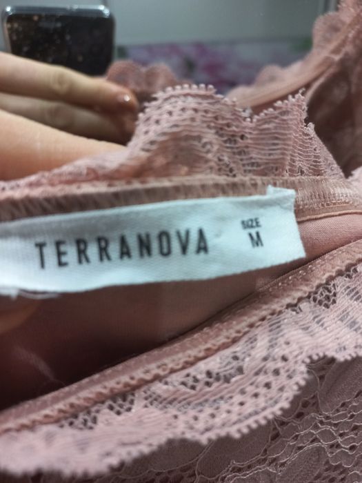 Bluzeczka koronkowa damską Terranova M