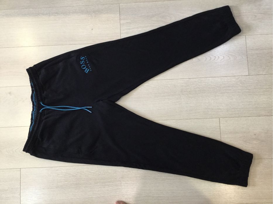 Продам штани Hugo Boss розмір XL стан гарний