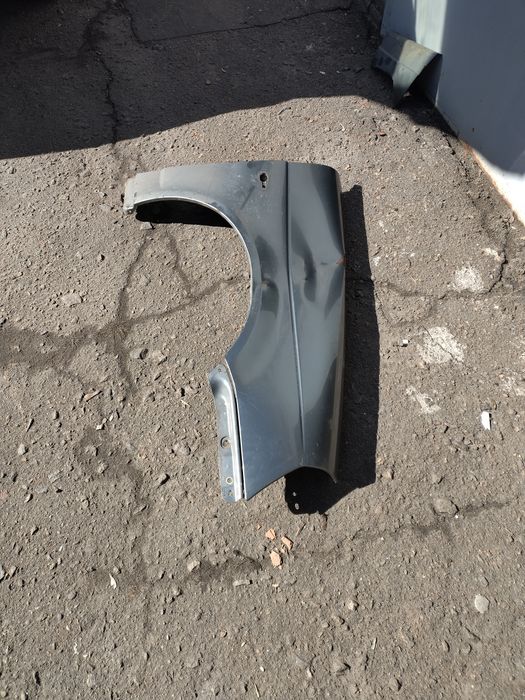 Крило  ВАЗ 2171 "Пріора"