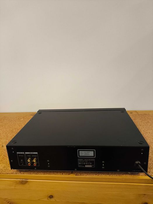 Sony ES cdp x 202 ES z oryginalnym pilotem