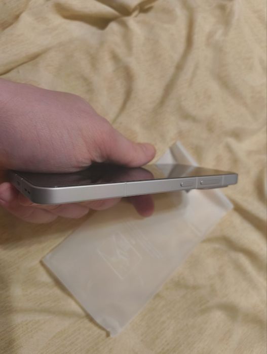 продам отличный ONEPLUS 13T