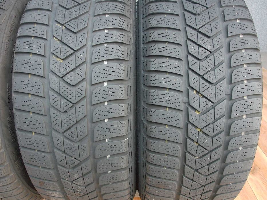 Pirelli Winter Sotto Zero 3 225/40/18 92H zima