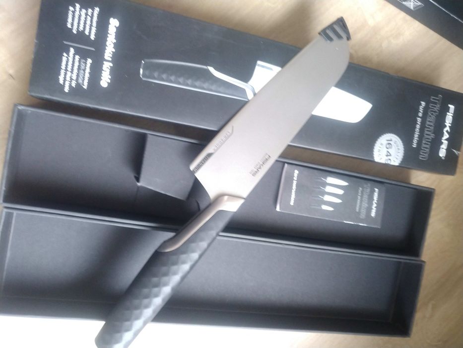 Nowy nóż Fiskars titanium