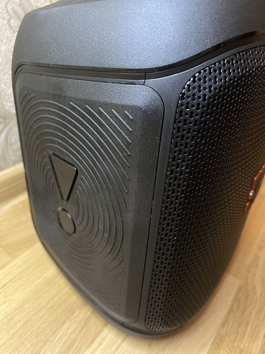 Акустика JBL PartyBox Encore Essential 2