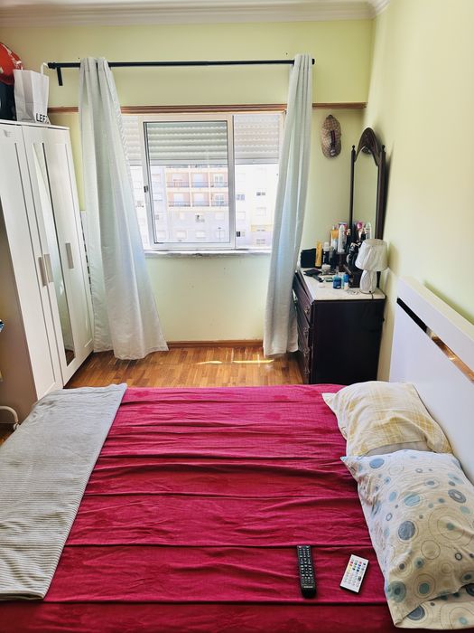 Alugo quarto em monte Abrão