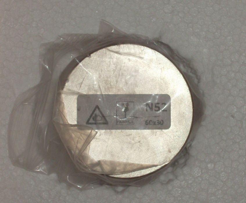 Iman de neodimio redondo - 60mm X 30 mm N52 - Força +- 171 kg