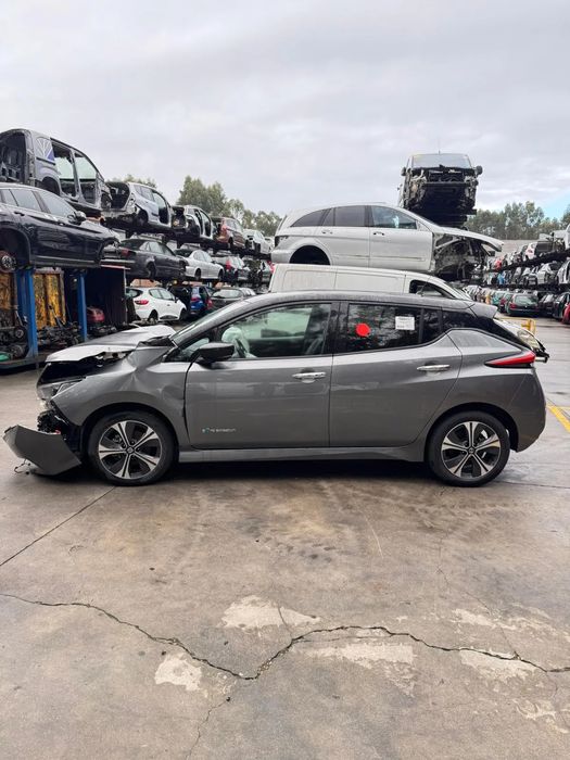 Para peças NISSAN Leaf EV (ZE1)