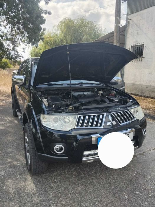 Mitsubishi stracar