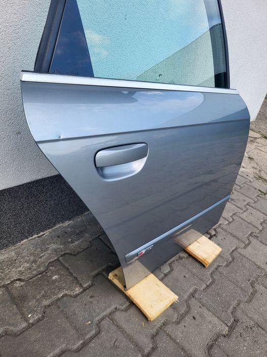 audi a4 b7 drzwi tyl ly7g