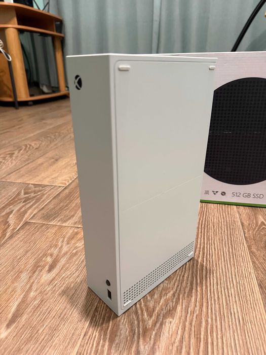 Microsoft Xbox Series S 512Gb, 2 геймпада, є аккаунт з EA FC 26 та ін.