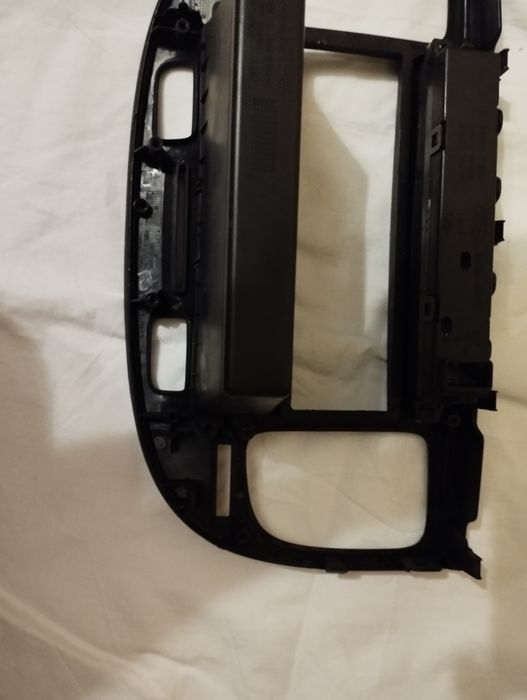 Рамка подмагнитолу Kia Rio 2