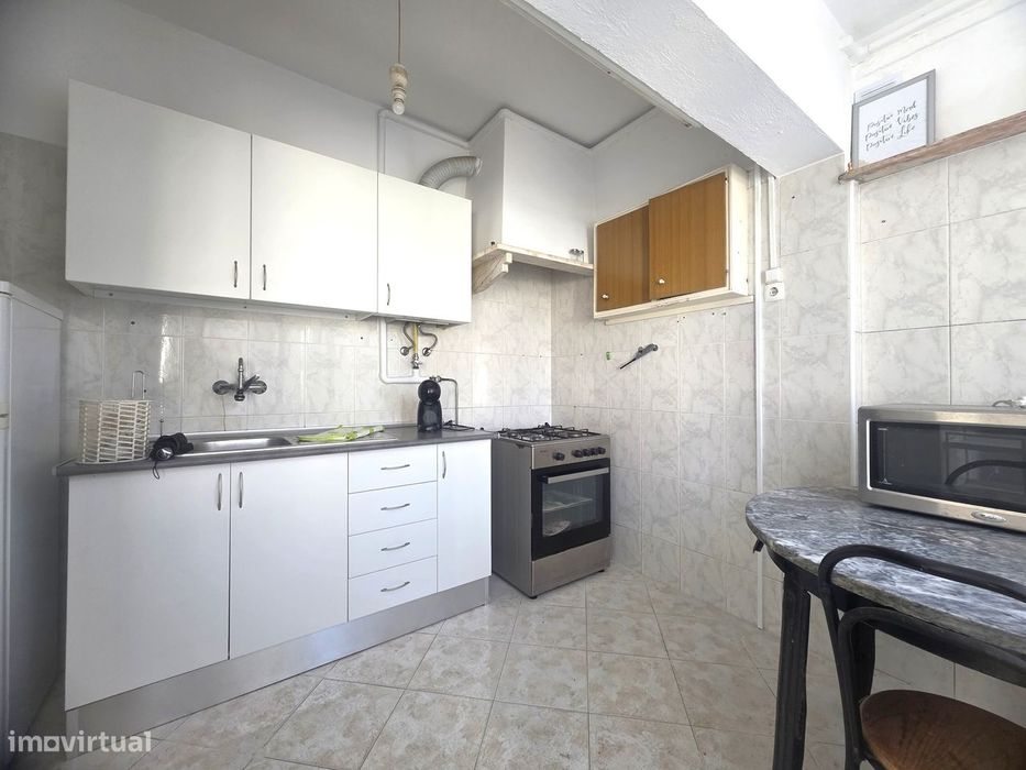 Lote de Terreno com Moradia – Oportunidade de Investimento