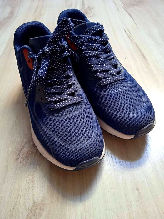 Granatowe buty Air Maxy rozmiar 40 dł.wkładki 25.5 cm