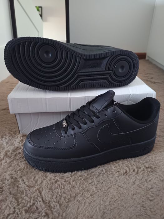 Air Force Pretas