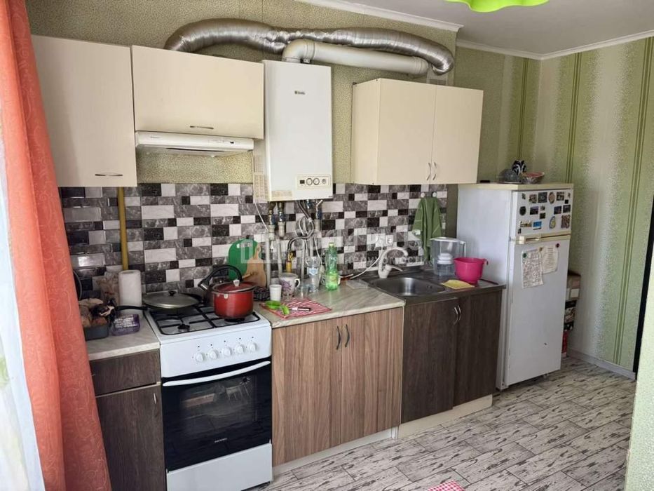 1к, Святопетрівське с., Амосова вул. 82в, недорого, срочно!
