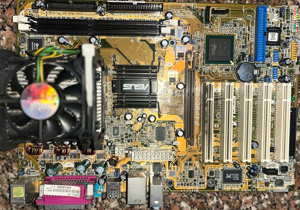 Motherboards e processadores antigas