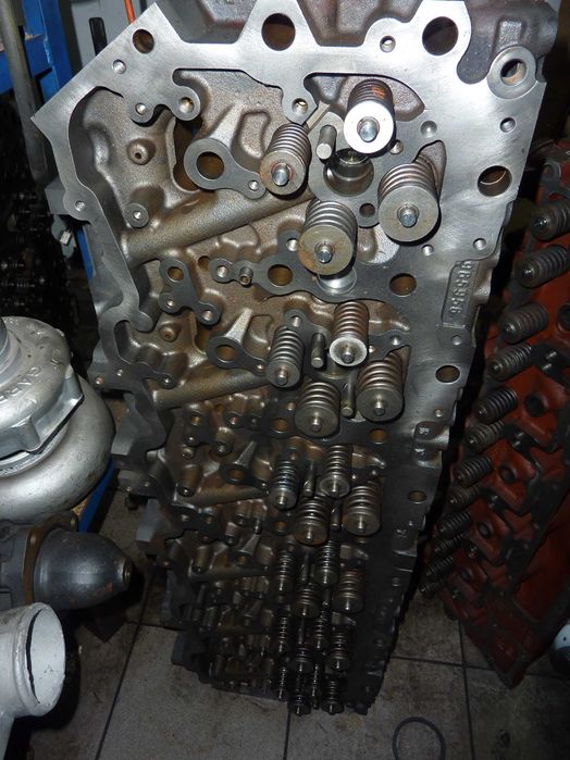 Blok silnika deutz  różne wersje  oraz inne  części