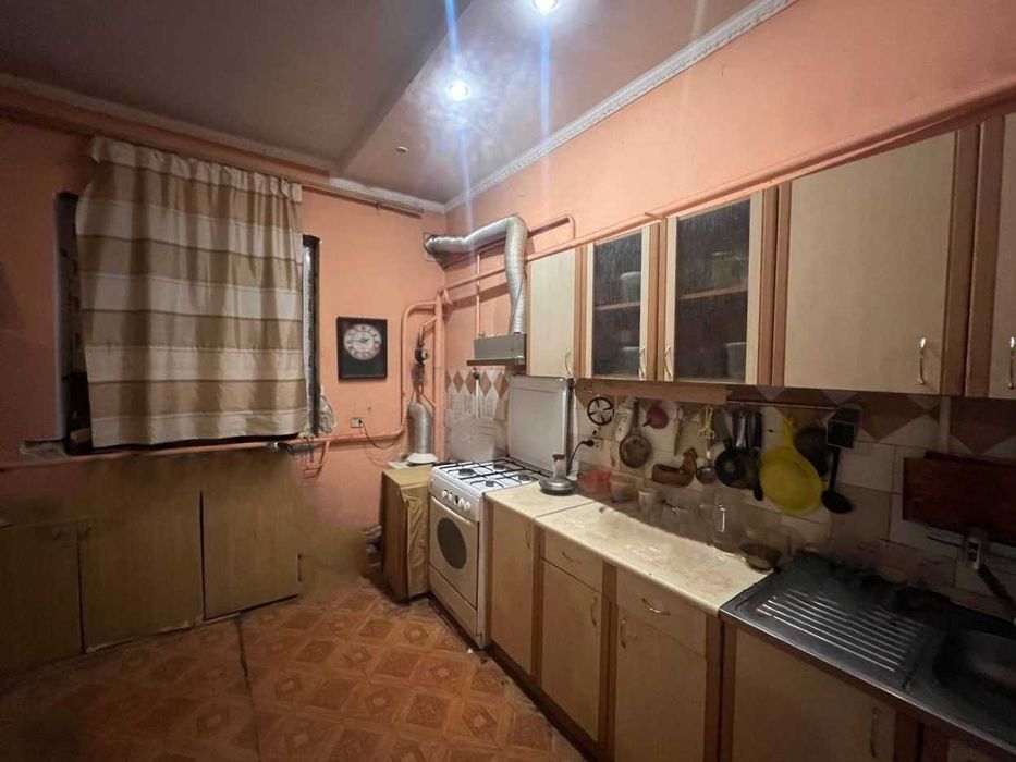 Продаж частини будинку 5-кімнати ,8 соток, газ, гараж! - View 2