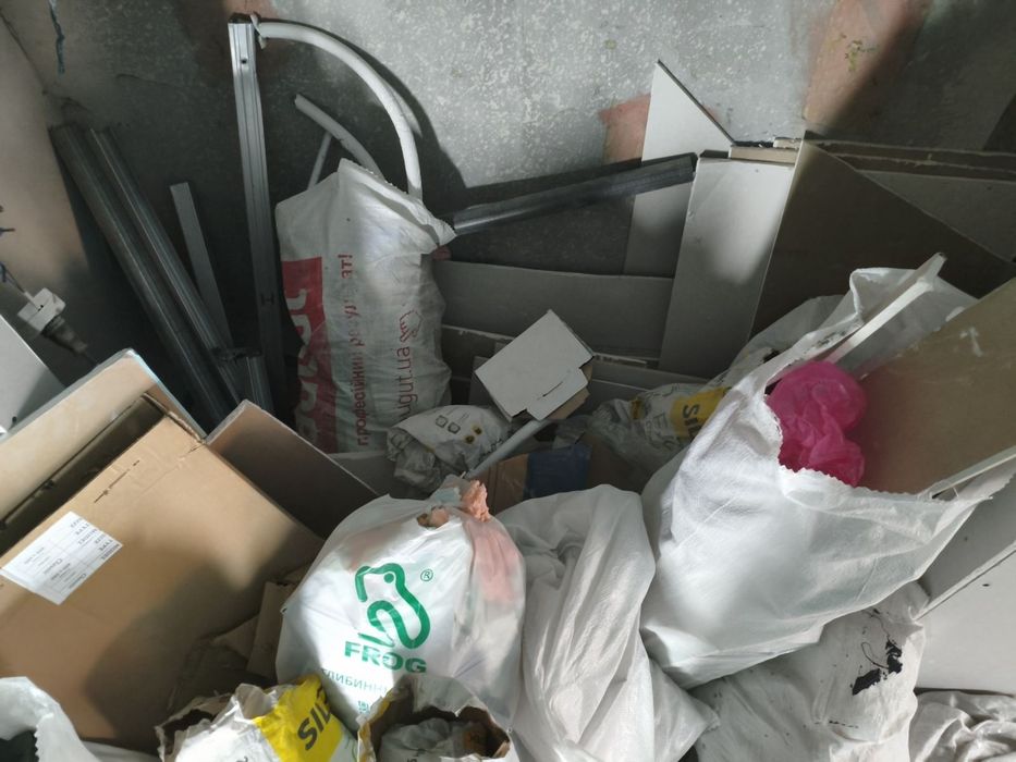 Вивіз мусора Вивоз хлама ,буд сміття, мотлоху