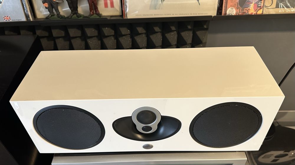 Linn Majik 112 - coluna central de referência