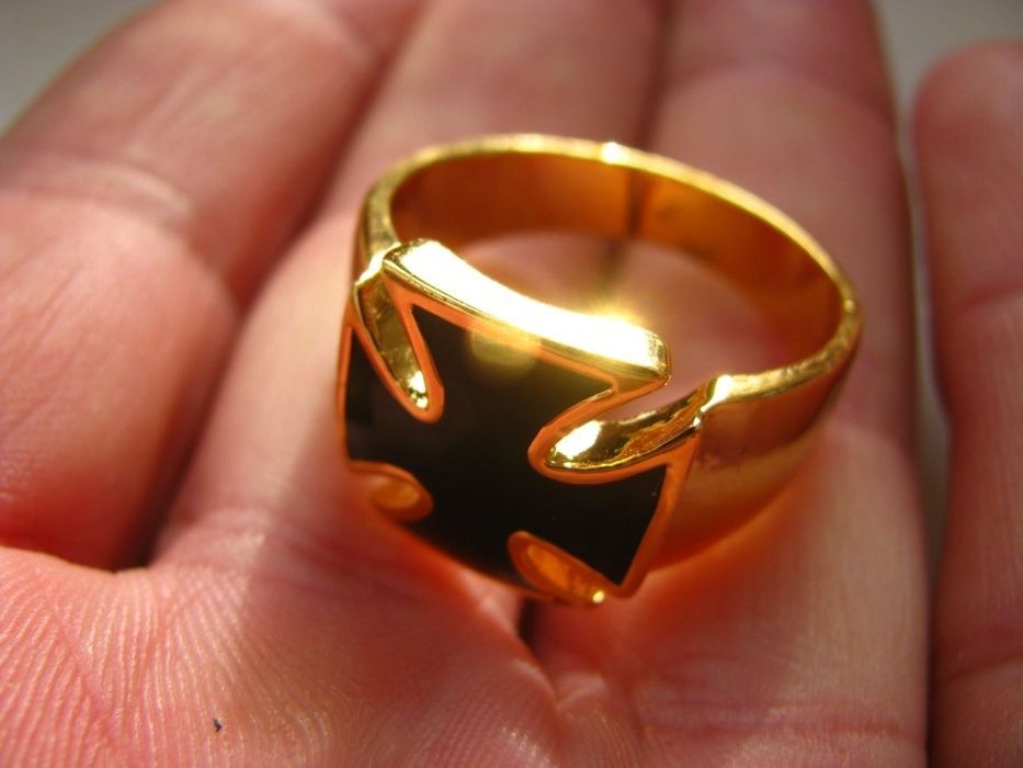 Перстень для брутальных мужчин