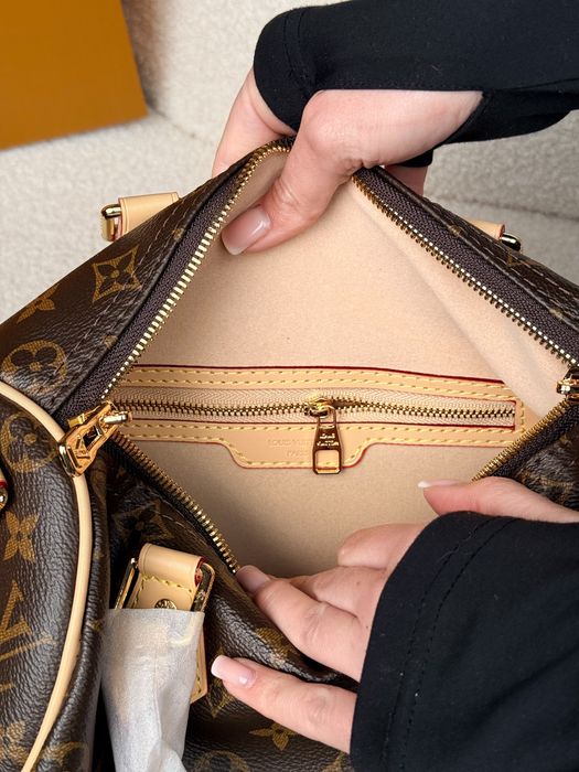 Сумка Louis Vuitton Speedy Bandouliete 25 Monogram Canvas