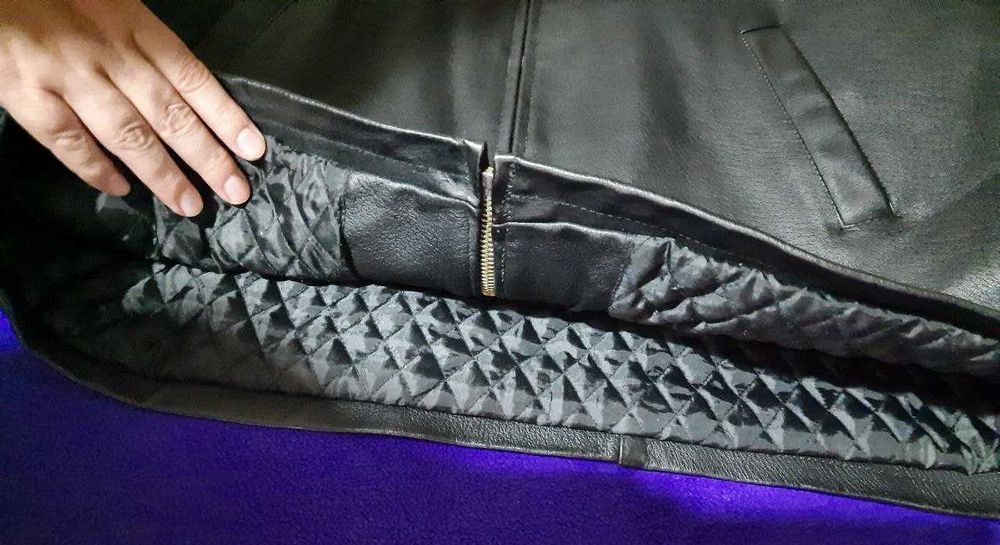 Шкіряна чоловіча куртка 50-52р., як нова