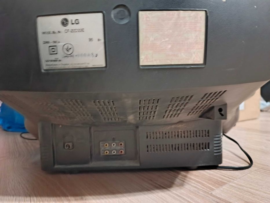Телевізор LG робочий.