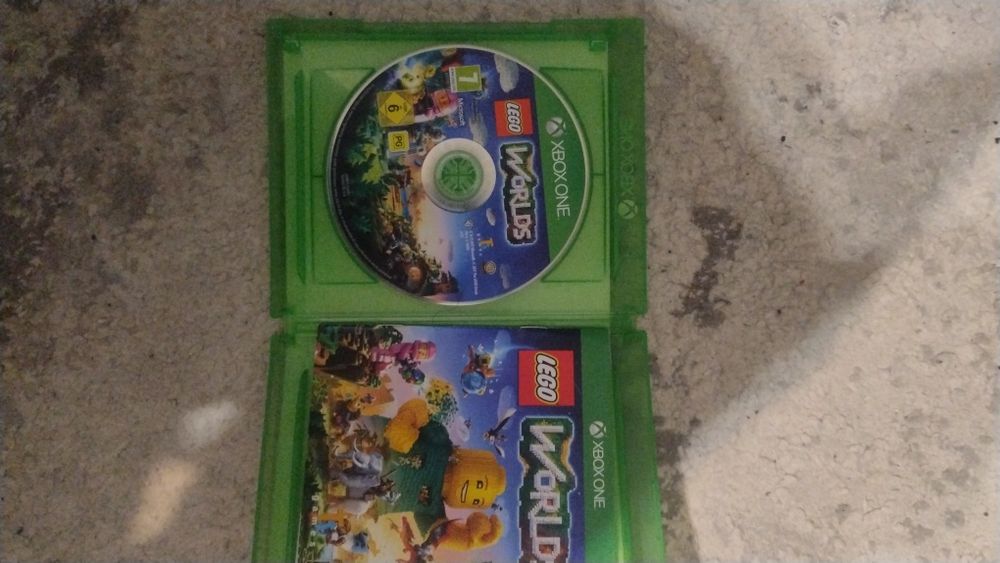 Gra LEGO Worlds  na Xbox one