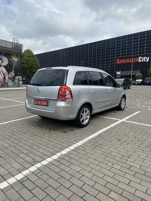 OPEL ZAFIRA 2009 з Німеччини