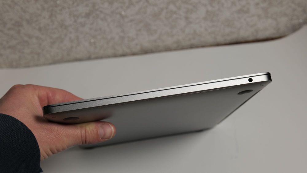  MacBook Pro 13” 2017 (A1708) i5 • 256GB • 16GB RAM #73