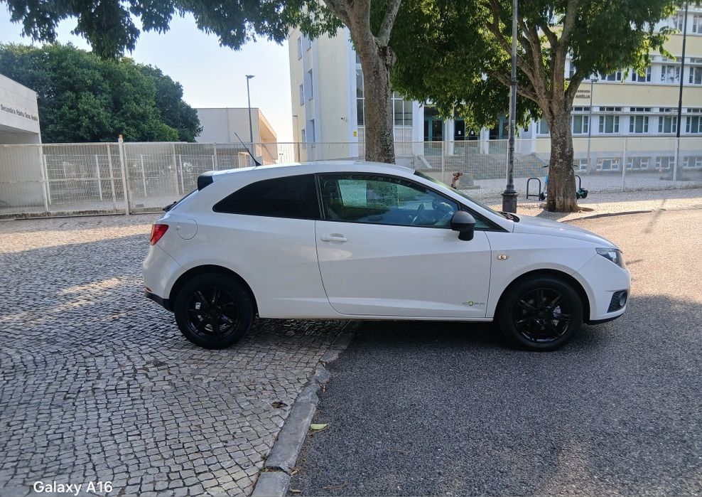 SEAT Ibiza ST — fotografia 3