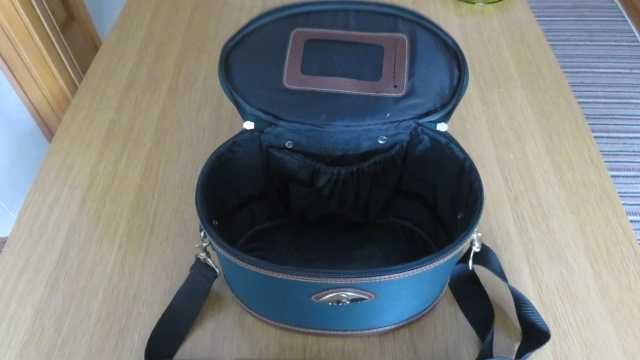 Mala de senhora ( nova )