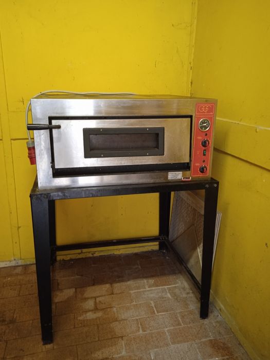 Piec do pizzy elektryczny