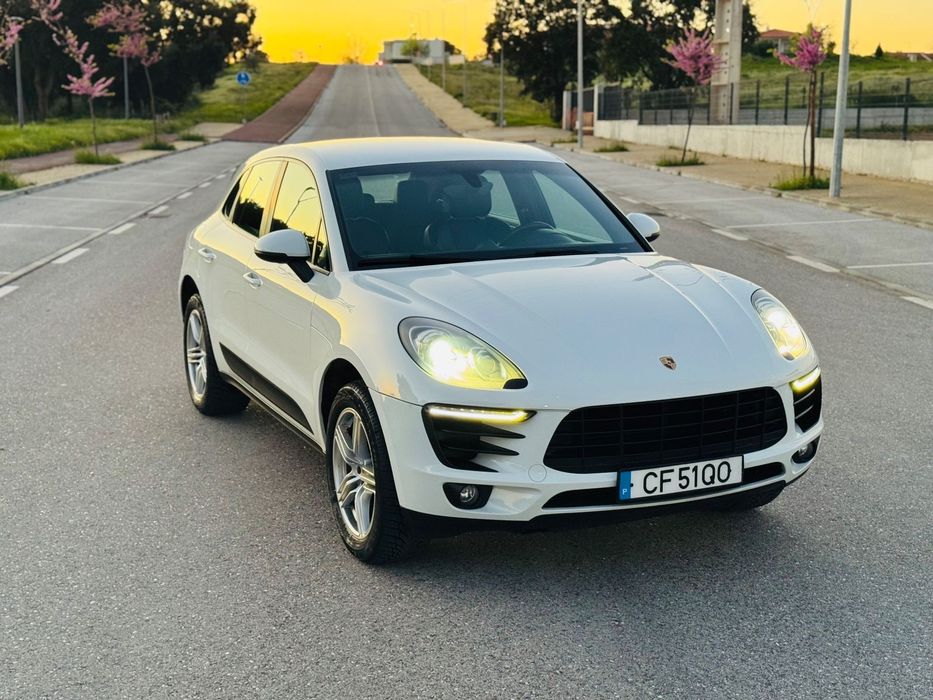 Porsche Macan S