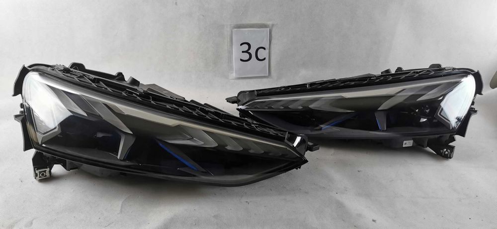 Фары Audi E-TRON GT RS 4J3941036 4J3941035 4J3941085 4J3941086