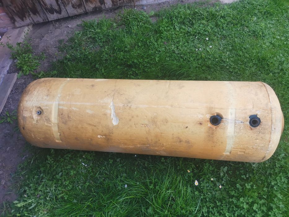 Zbiornik dwupłaszczowy