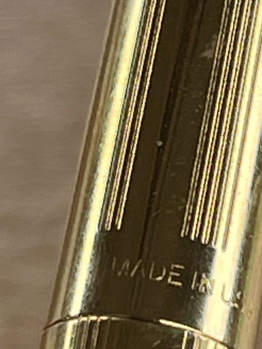 Caneta tinta permanente PARKER 180 INSIGNIA ( banhada a ouro ) vintage USA
