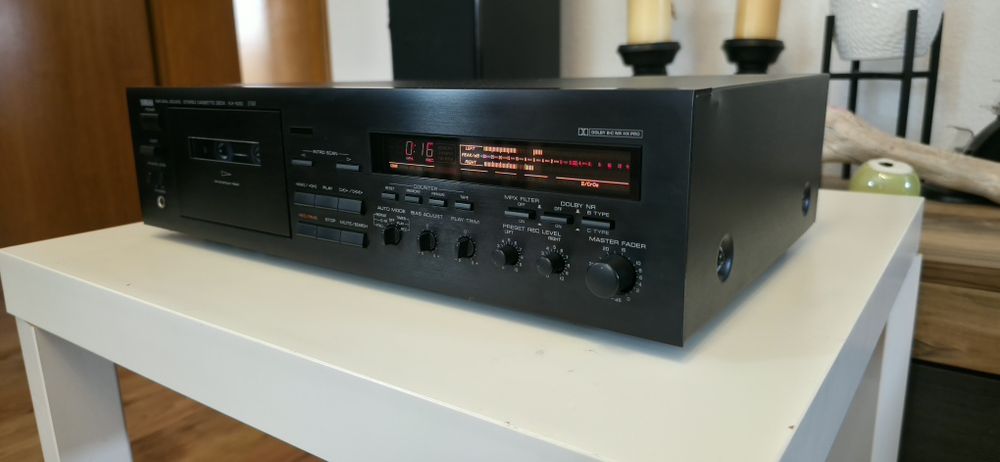 Yamaha KX 530 magnetofon